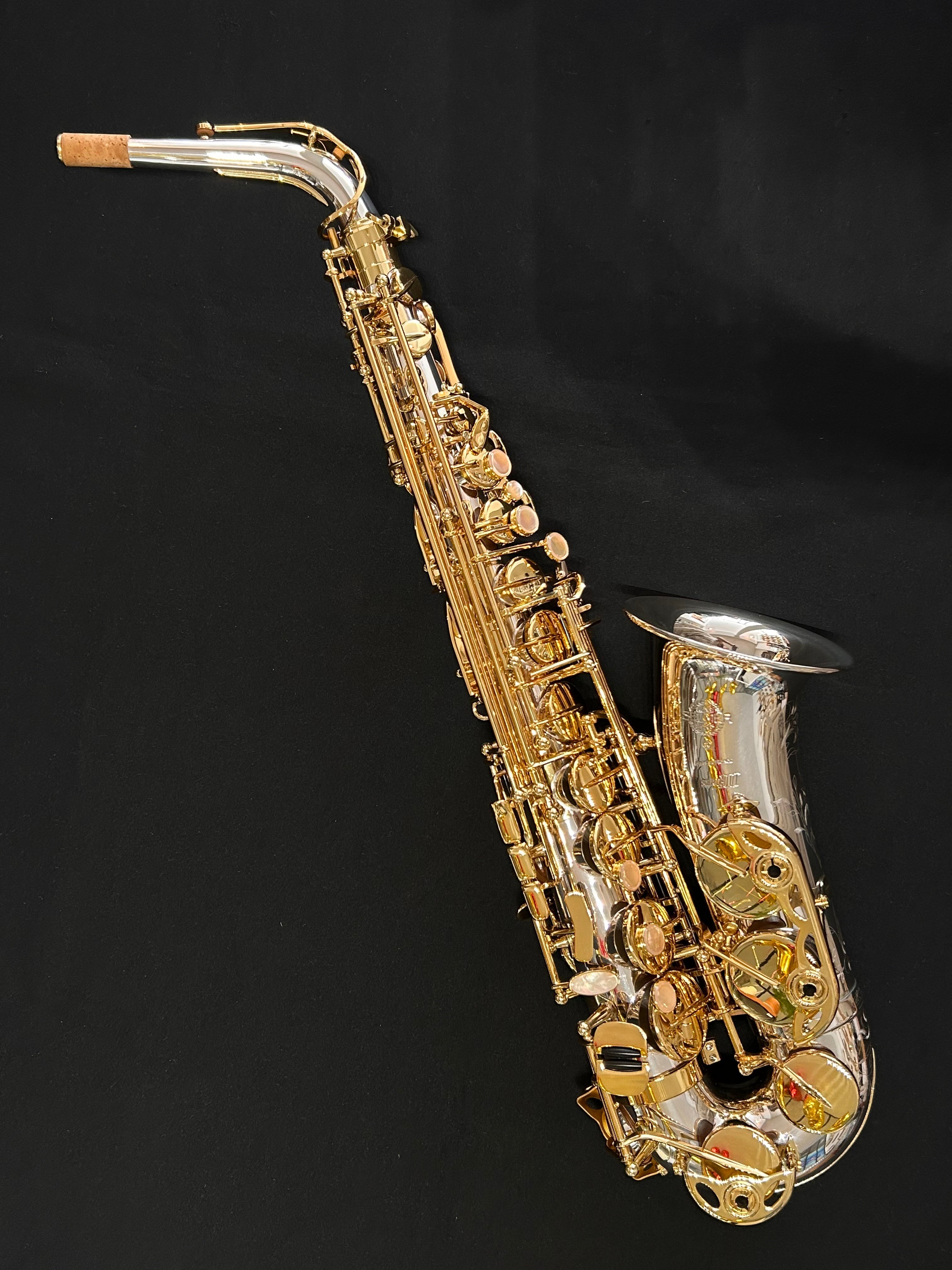 henri-selmer-paris-s-rie-iii-saxophone-alto-argent-massif-avec-tui-bam-peak-perf image 2