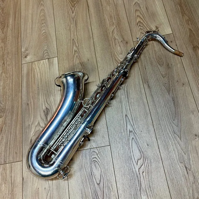 henri-selmer-paris-saxophone-t-nor-mark-vi-n-202xxx-argent-vintage image 1