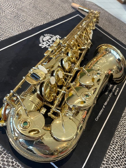 henri-selmer-paris-s-rie-iii-saxophone-alto-verni-2005-n-676731 image 2