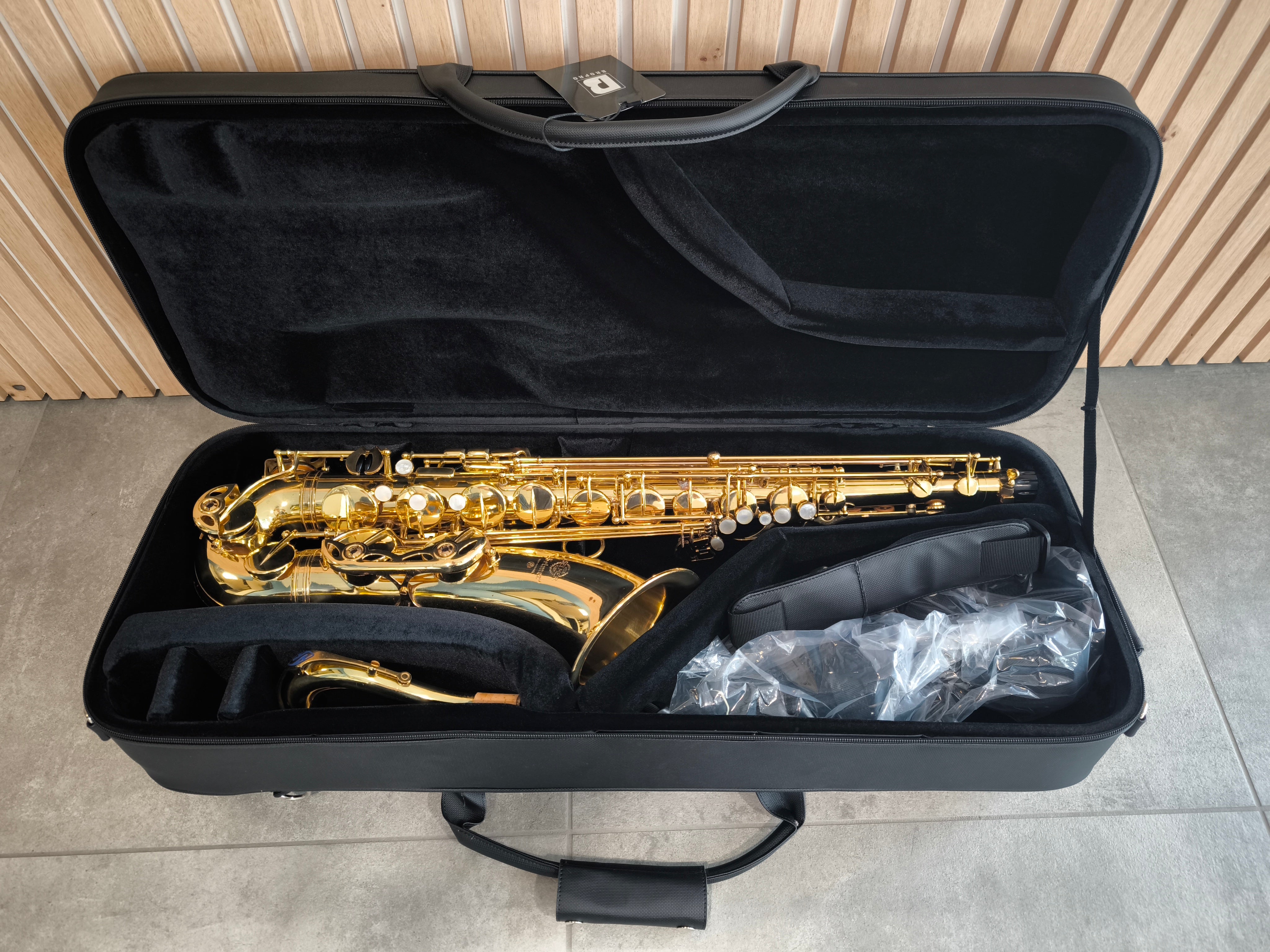 henri-selmer-paris-mark-vi-saxophone-t-nor-1971-n-2026xx-verni image 6