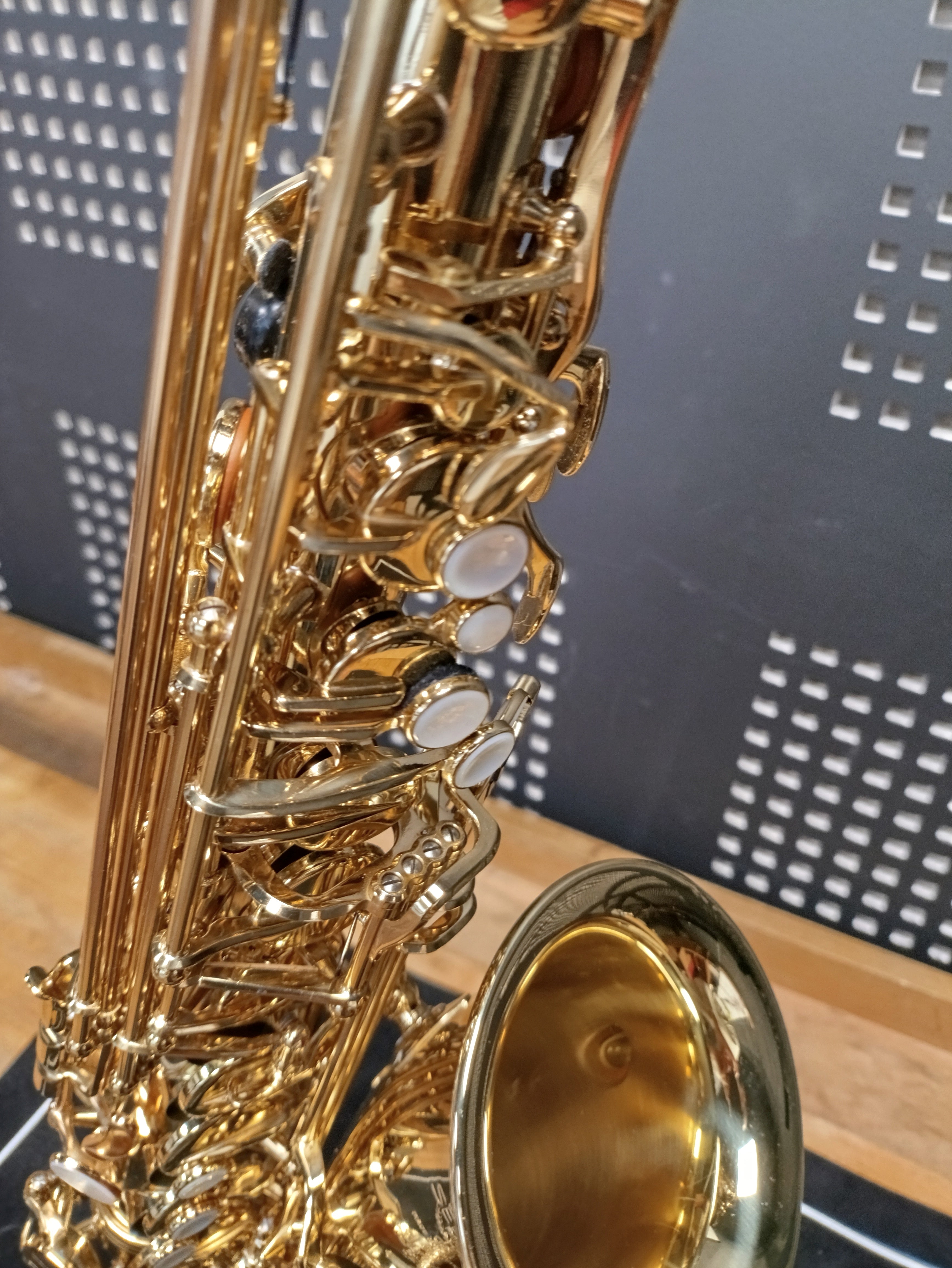 henri-selmer-paris-saxophone-alto-super-action-80-s-rie-ii-n-5098xx-refait-neuf image 2