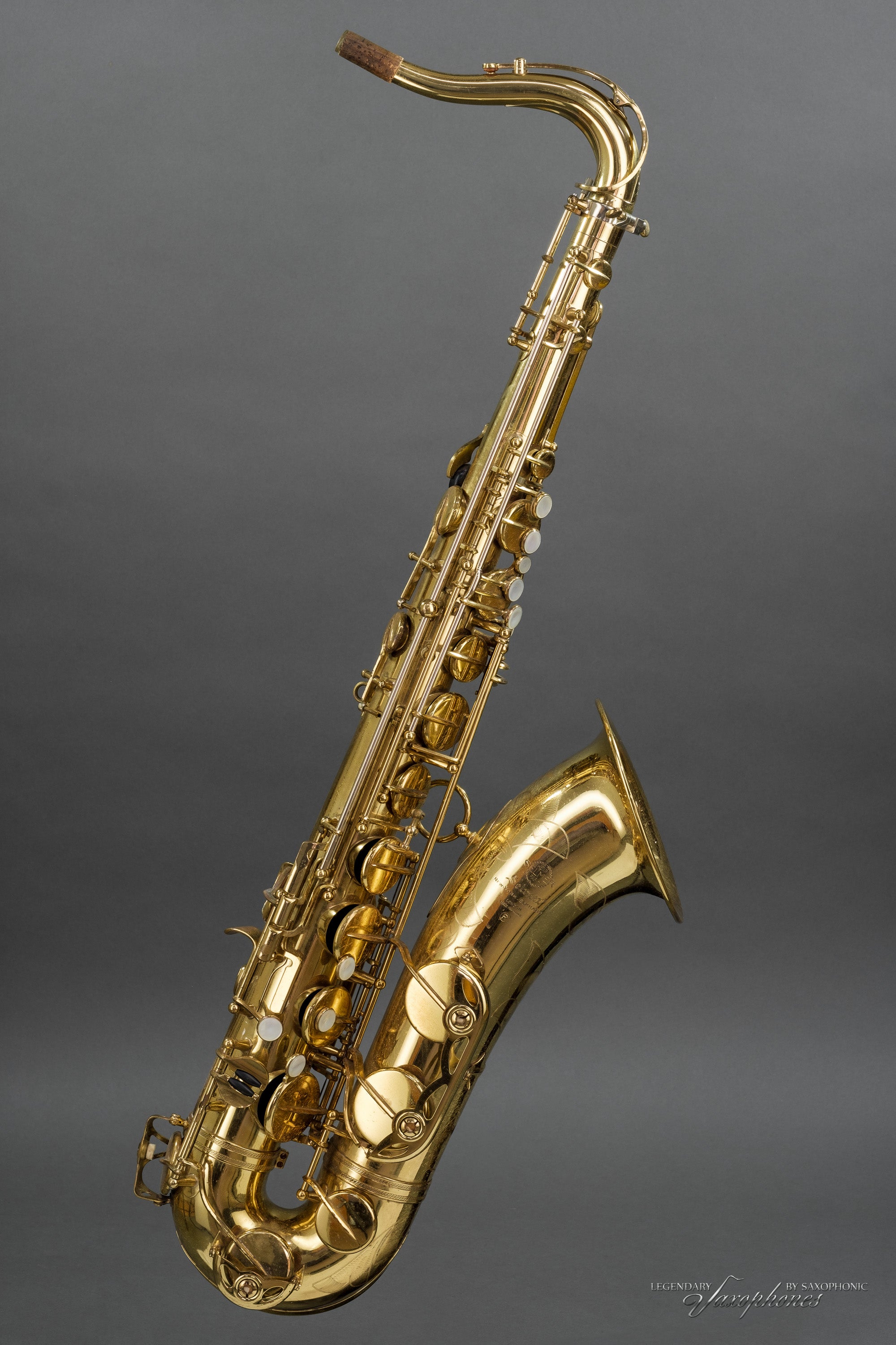henri-selmer-paris-mark-vi-saxophone-t-nor-1965-n-122435-verni-professionnel image 2