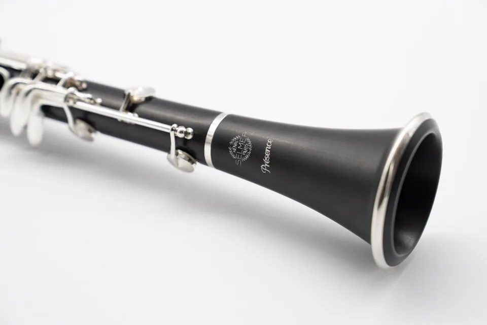 henri-selmer-paris-pr-sence-clarinette-sib-17-cl-s-rewind-n-s08421-2022 image 1