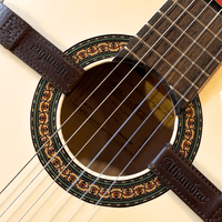 alhambra-guitarras-bandolera-boca-bandouli-re-cuir-guitare-classique-et-acoustiq image 3