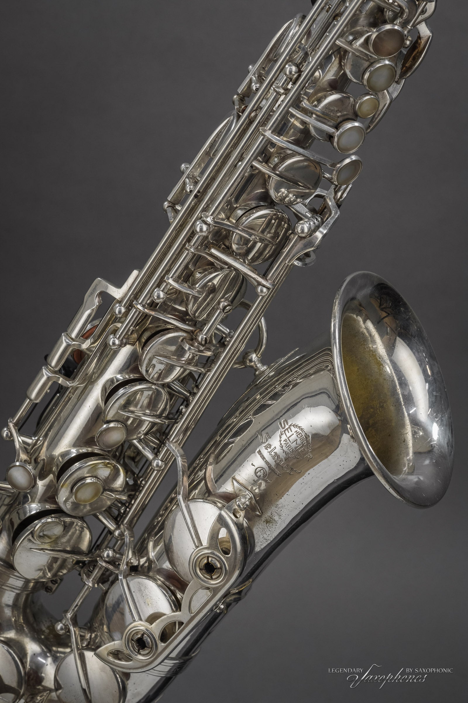 henri-selmer-paris-mark-vi-saxophone-alto-argent-1972-n-195755 image 1