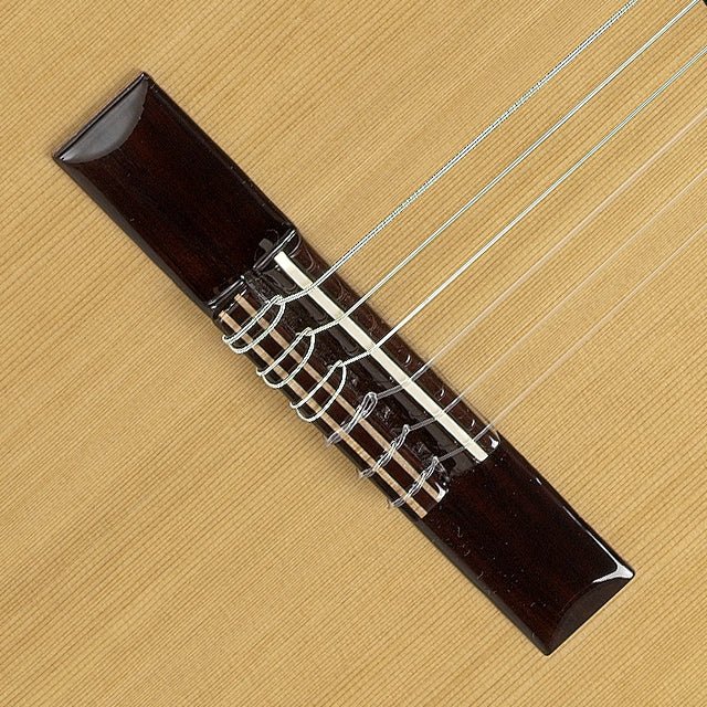 alhambra-guitarras-2-c-guitare-classique-d-tude image 4