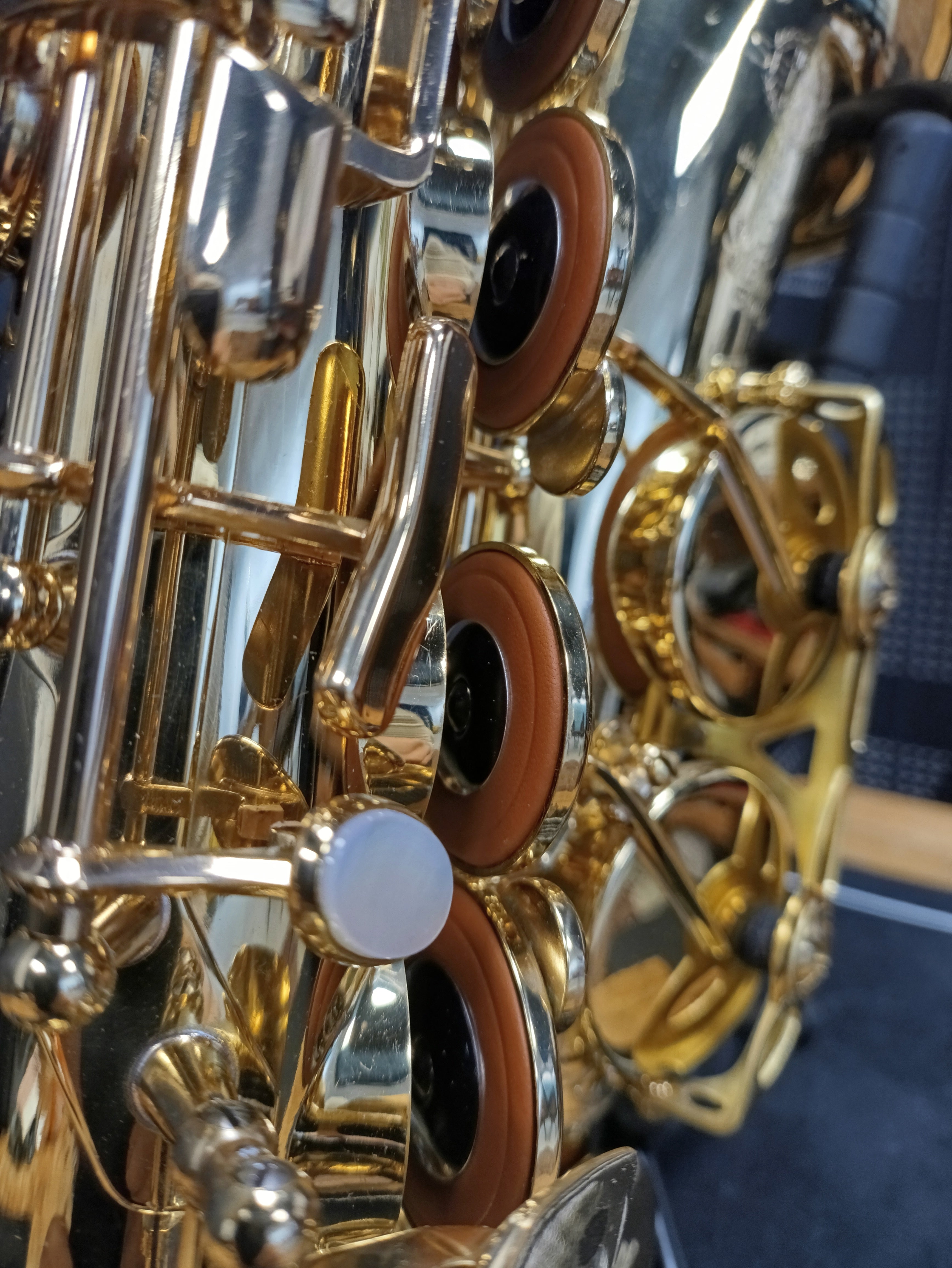 henri-selmer-paris-saxophone-alto-super-action-80-s-rie-ii-n-5098xx-refait-neuf image 3