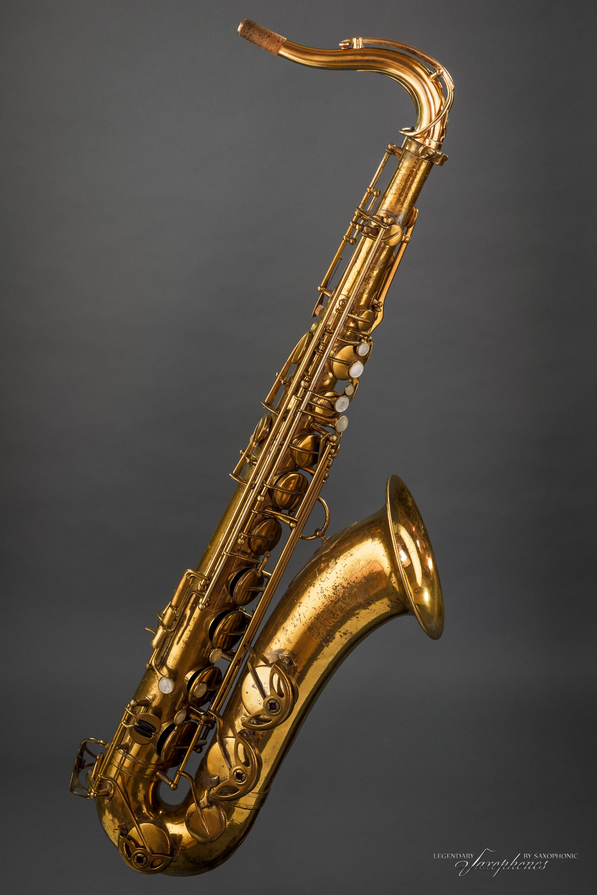 henri-selmer-paris-balanced-action-saxophone-t-nor-1937-n-23569-verni-sba-vintag image 3