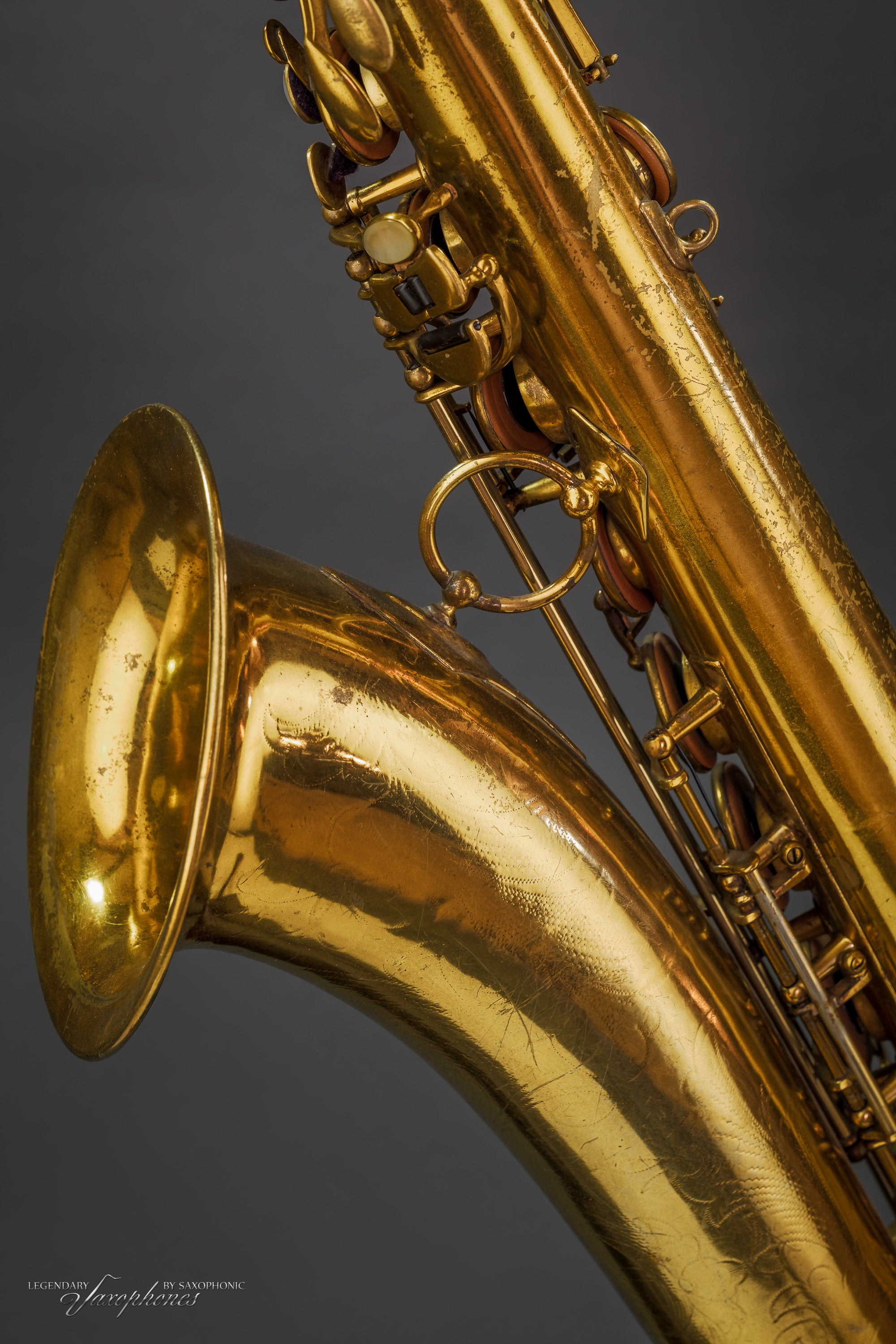 henri-selmer-paris-balanced-action-saxophone-t-nor-1937-n-23569-verni-sba-vintag image 2