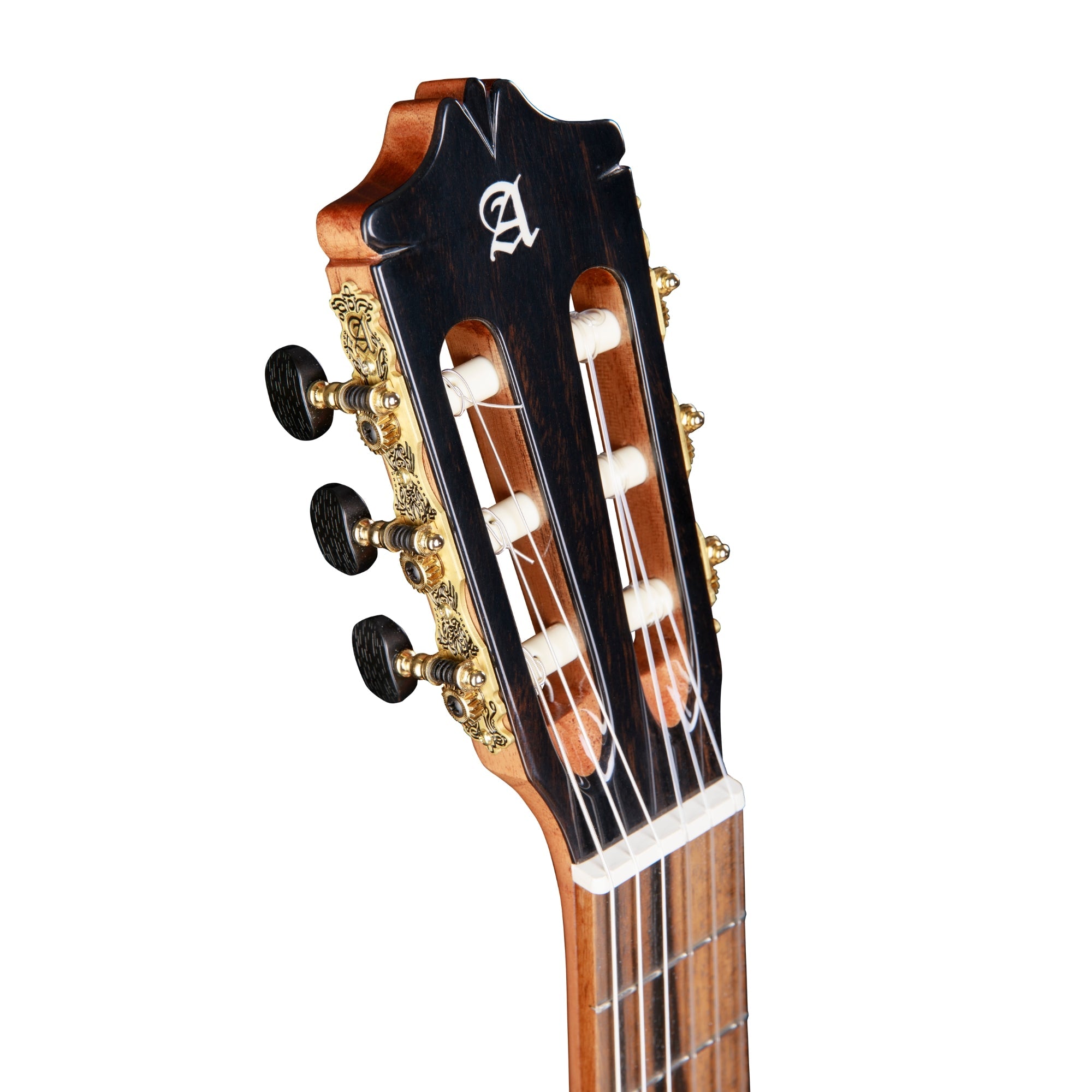 alhambra-guitarras-gs-flamenco-sustainable-passion-guitare-flamenca-espagne image 3