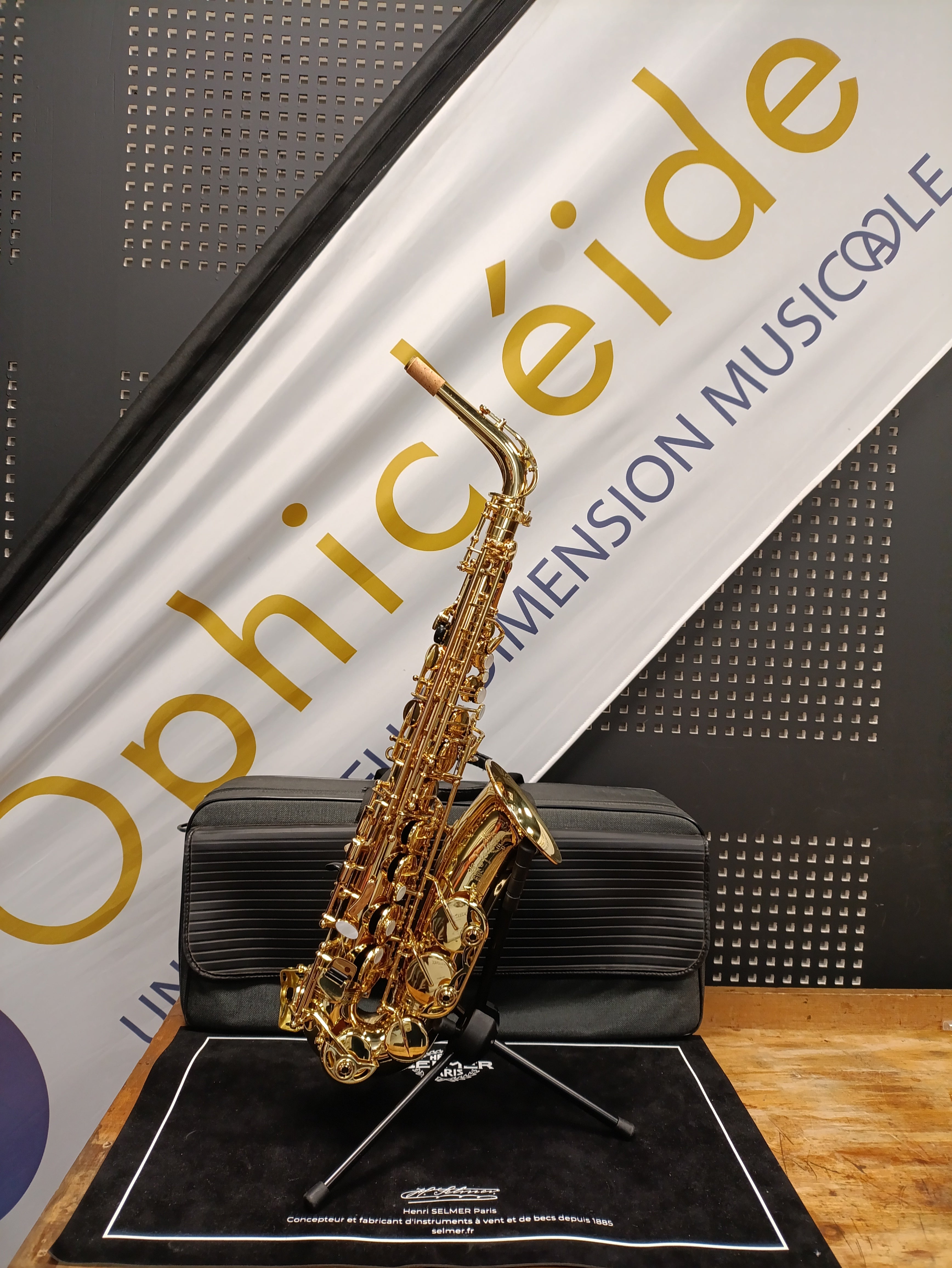 henri-selmer-paris-saxophone-alto-super-action-80-s-rie-ii-n-5098xx-refait-neuf image 5