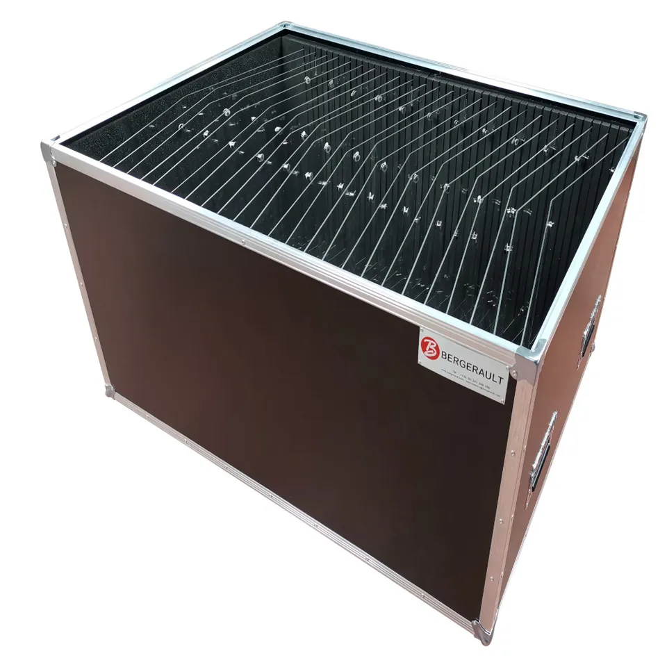 bergerault-concert-series-flight-case-pour-20-crans-de-protection-tout-pupitre image 1