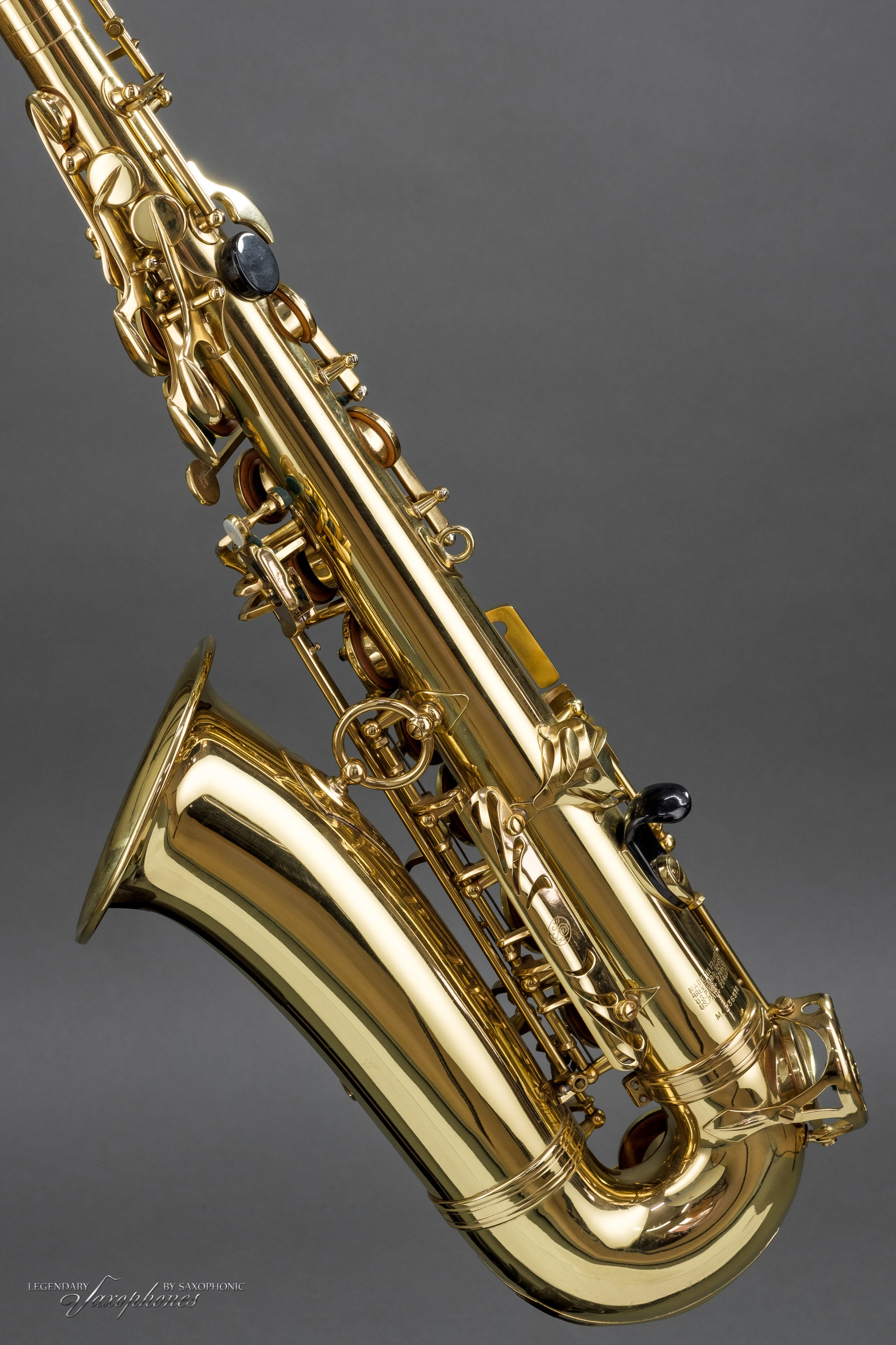 henri-selmer-paris-mark-vi-saxophone-alto-1975-n-236518 image 2