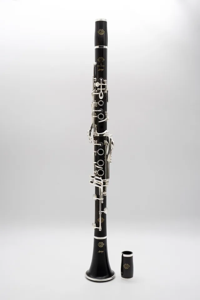 henri-selmer-paris-clarinette-en-la-artys-18-cl-s-n-p01831-de-2006-rewind image 1