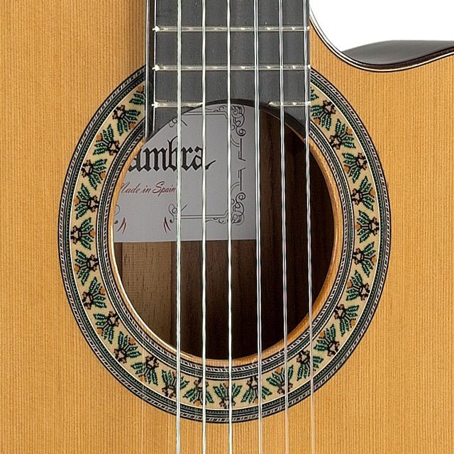 alhambra-guitarras-5-p-ct-e2-guitare-classique-lectroacoustique image 5